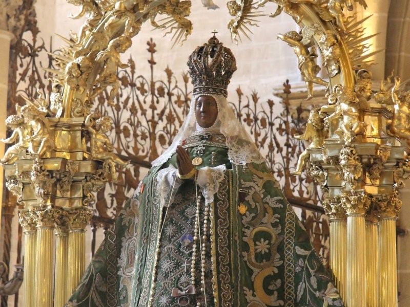Un manto del siglo XVII