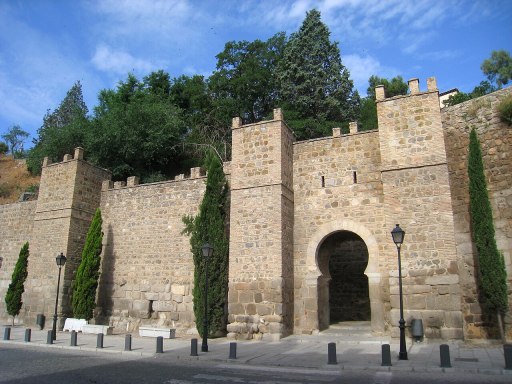 Puerta de Alcantará